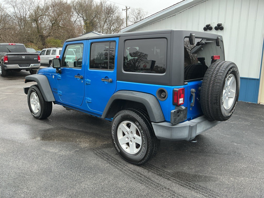 2016 Jeep Wrangler Unlimited Image 2