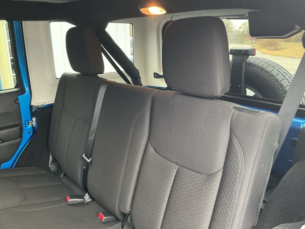 2016 Jeep Wrangler Unlimited Image 12