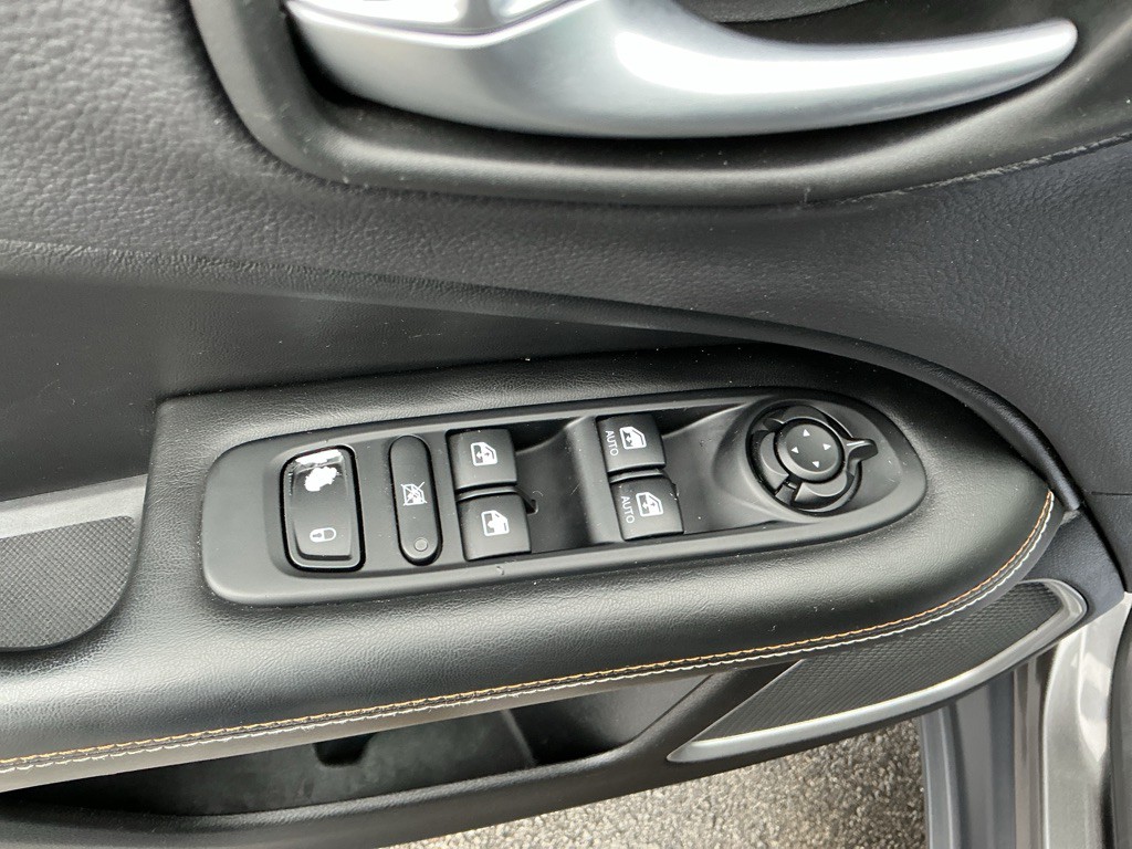 2018 Jeep Compass Image 14