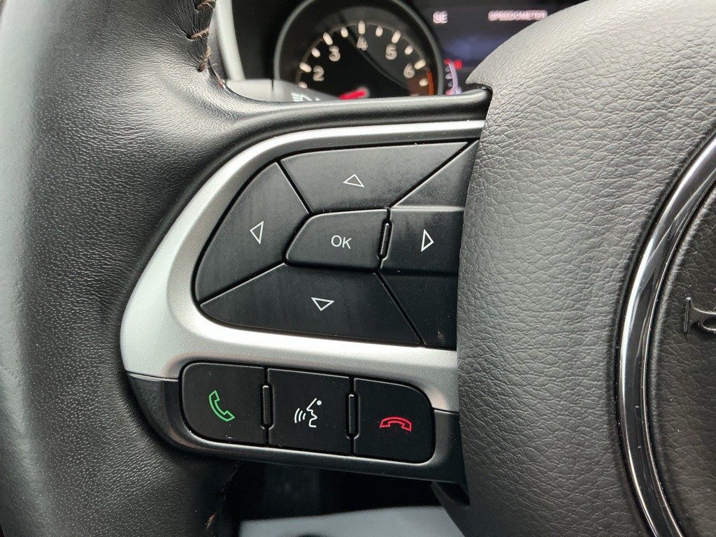 2018 Jeep Compass Image 18