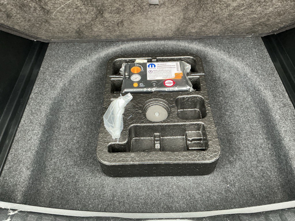 2018 Jeep Compass Image 33