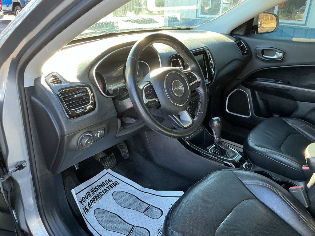 2019 Jeep Compass Image 8