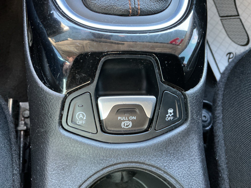 2019 Jeep Compass Image 25