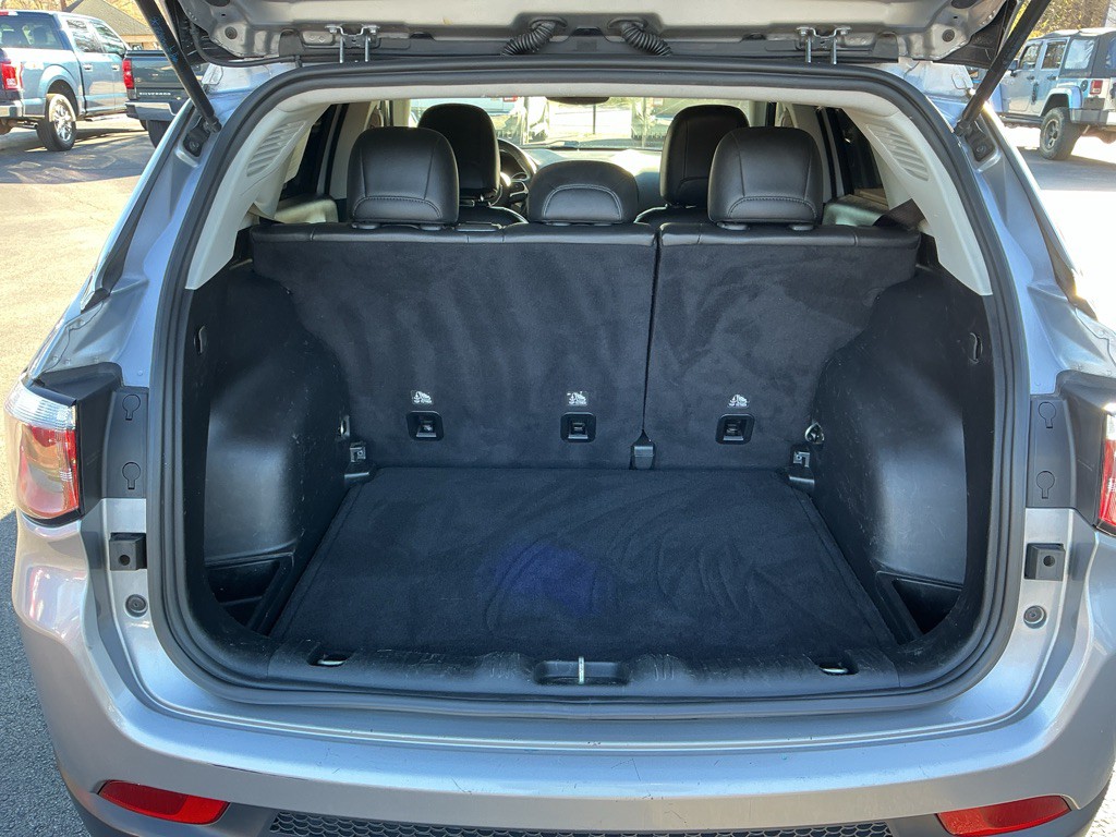 2019 Jeep Compass Image 30