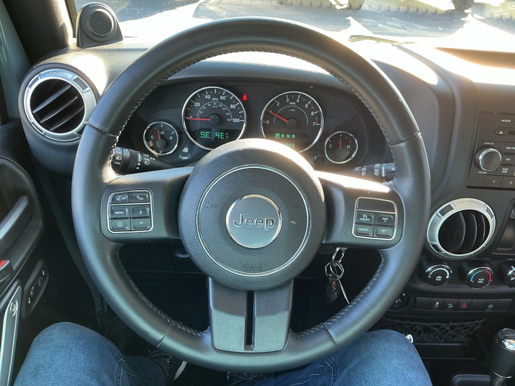 2014 Jeep Wrangler Image 13