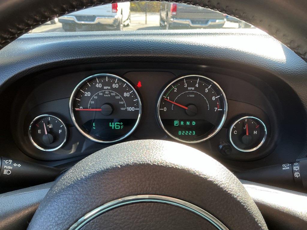 2014 Jeep Wrangler Image 14