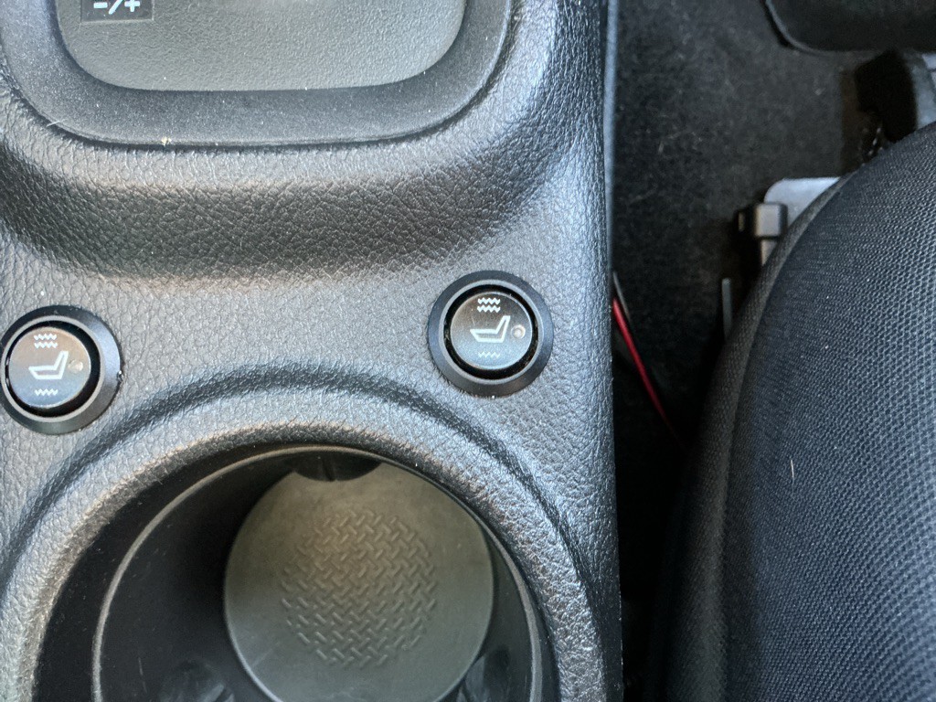 2014 Jeep Wrangler Image 24