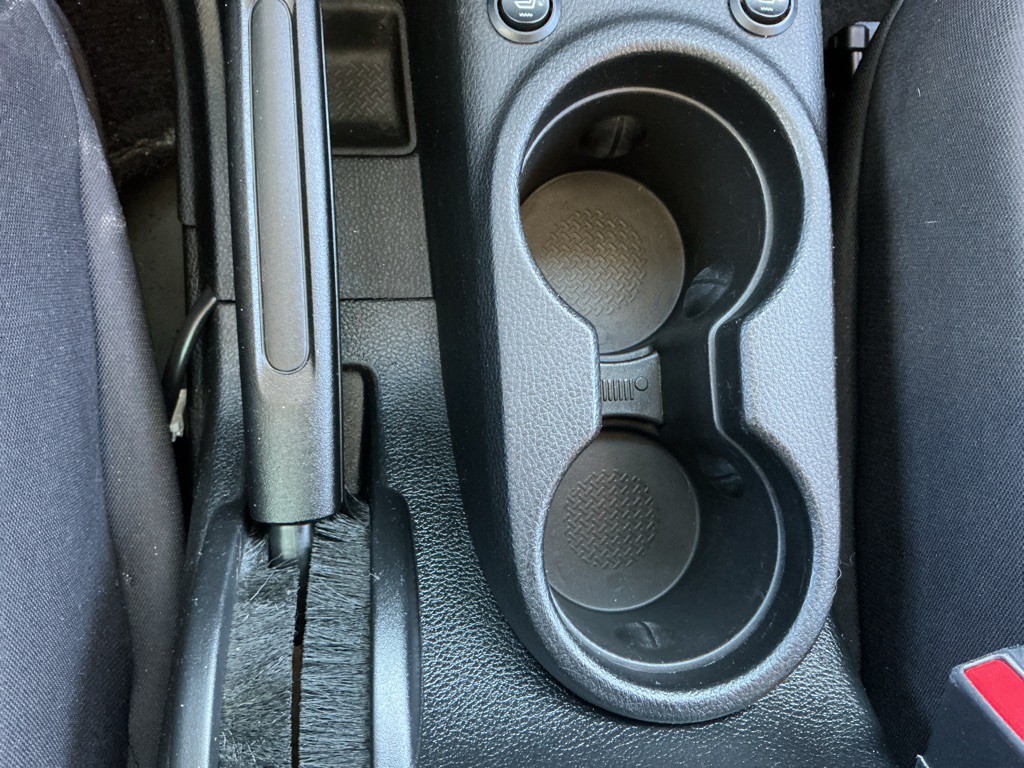 2014 Jeep Wrangler Image 25