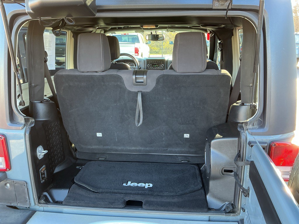 2014 Jeep Wrangler Image 30
