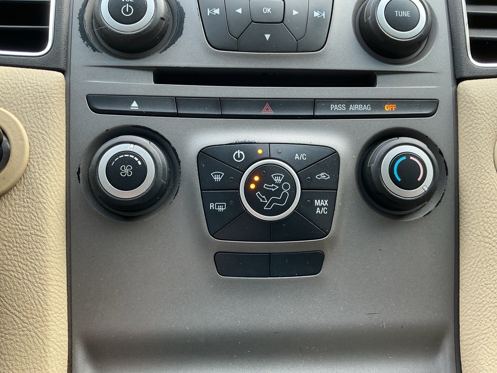 2017 Ford Taurus Image 25