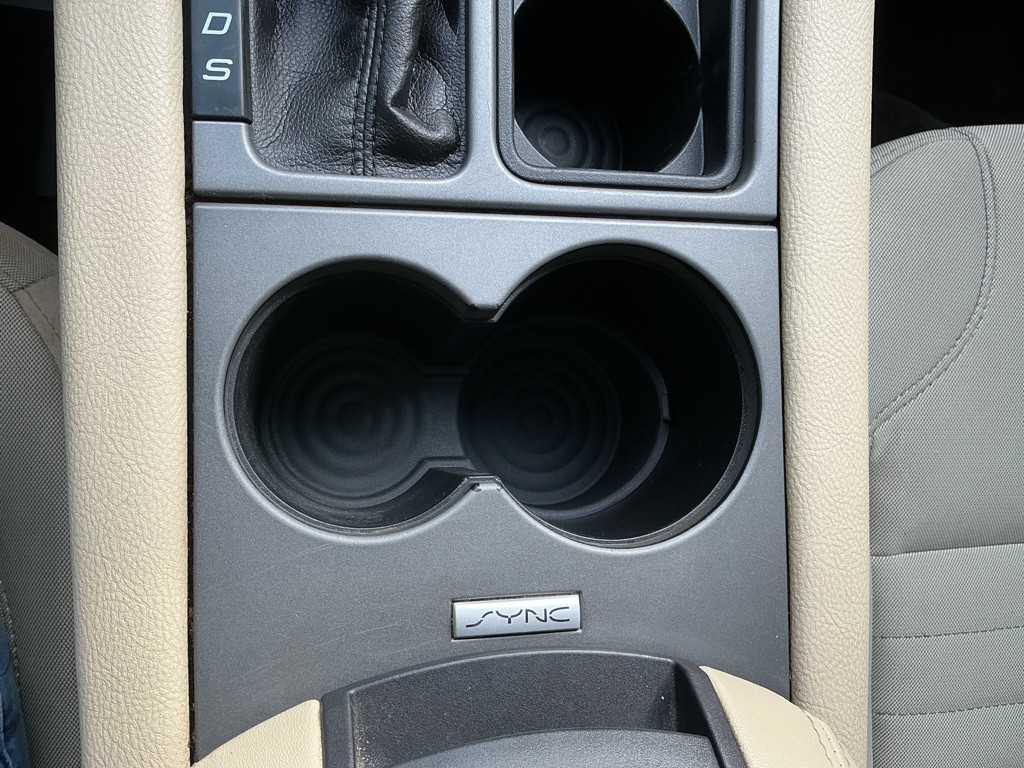 2017 Ford Taurus Image 27