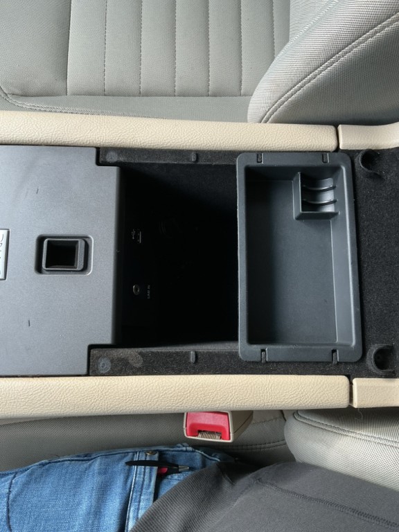 2017 Ford Taurus Image 29