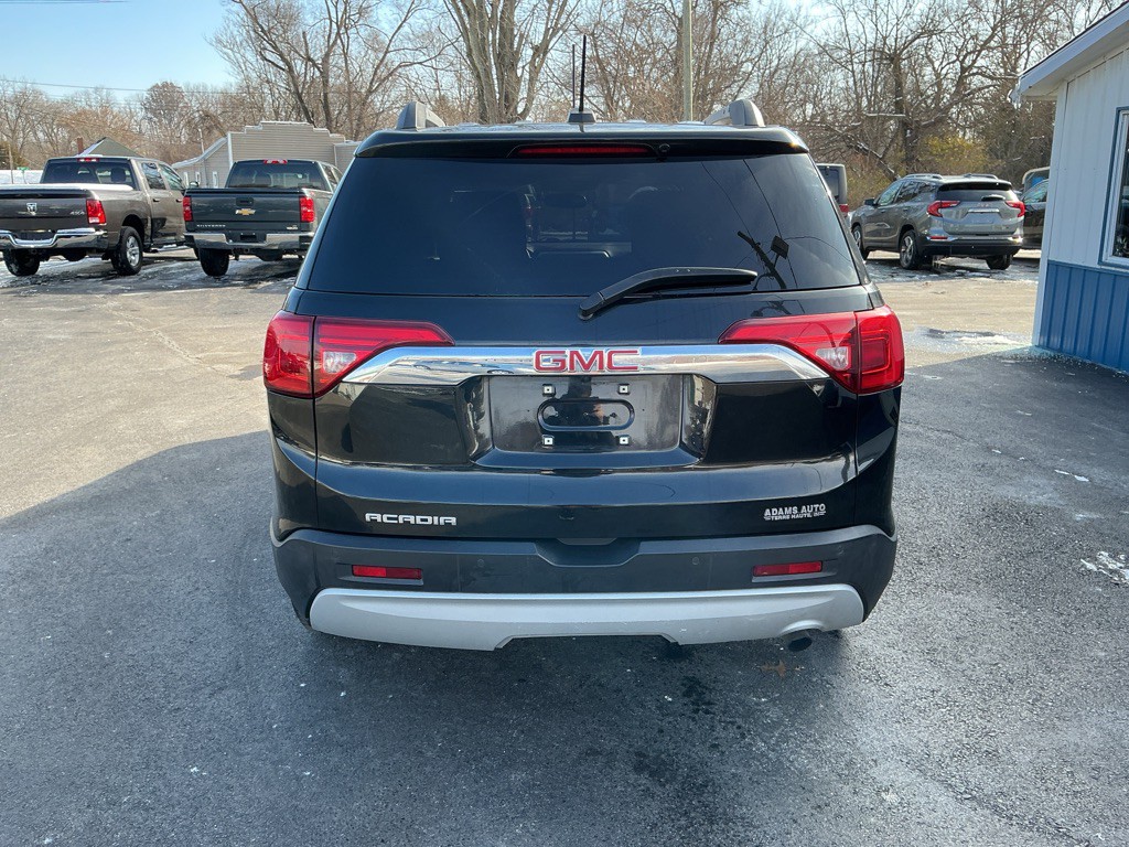 2017 GMC Acadia Image 3