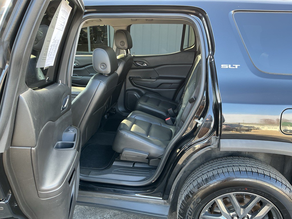 2017 GMC Acadia Image 10