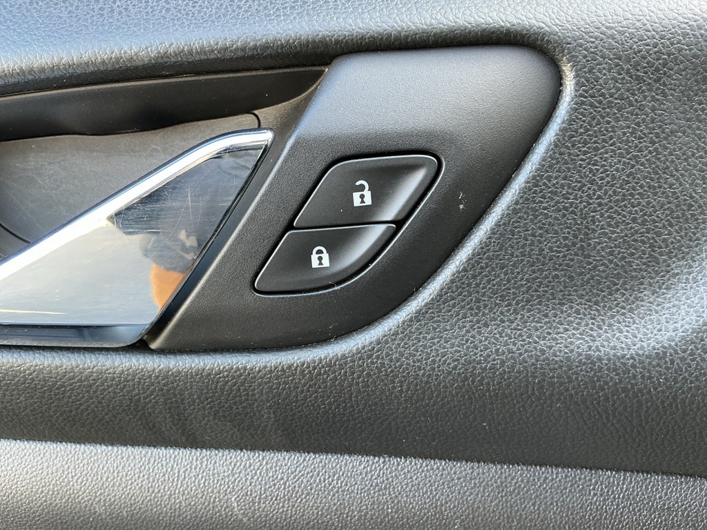 2017 GMC Acadia Image 15