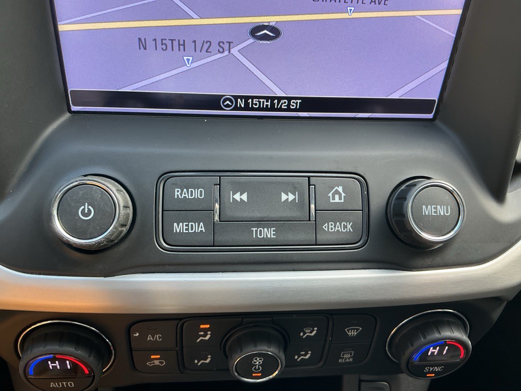 2017 GMC Acadia Image 27