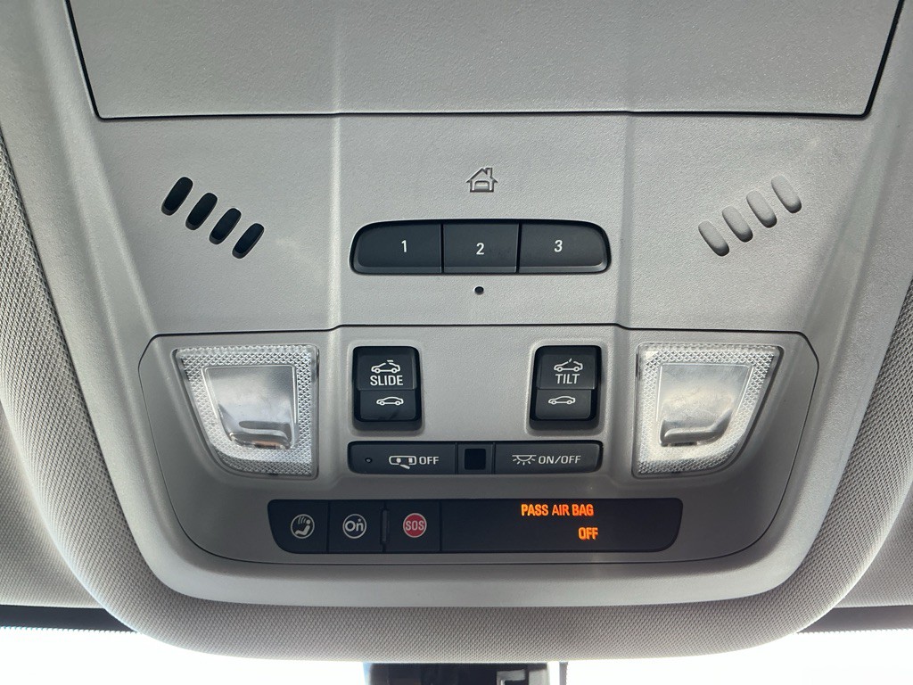 2017 GMC Acadia Image 35