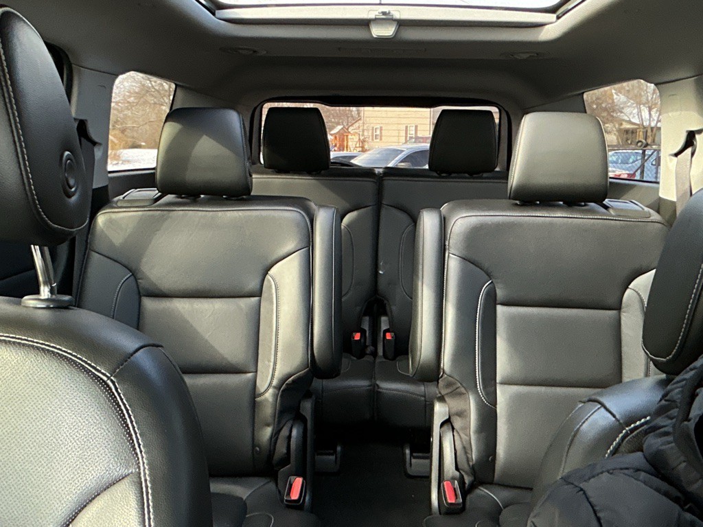 2017 GMC Acadia Image 38