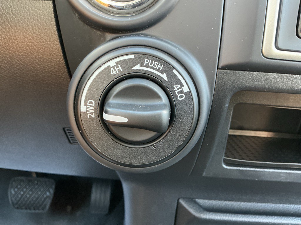 2018 Nissan Titan Image 26