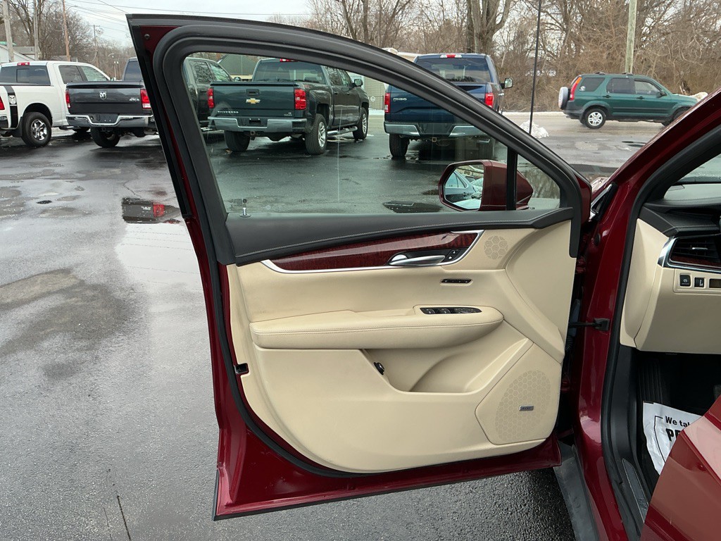 2017 Cadillac XT5 Image 13