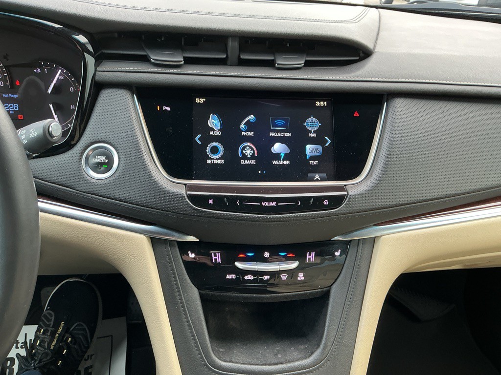 2017 Cadillac XT5 Image 24