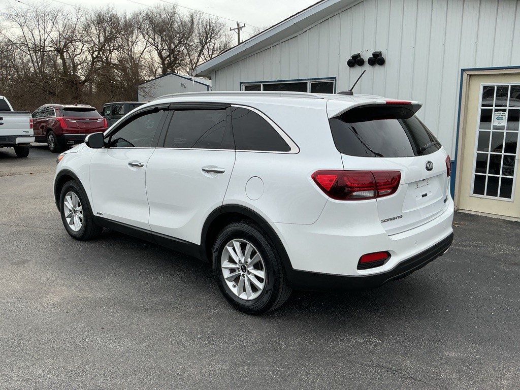 2020 Kia Sorento Image 2