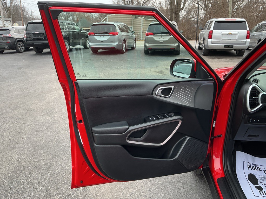 2024 Kia Soul Image 13