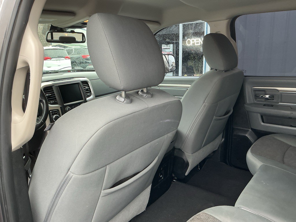2014 RAM 1500 Image 11