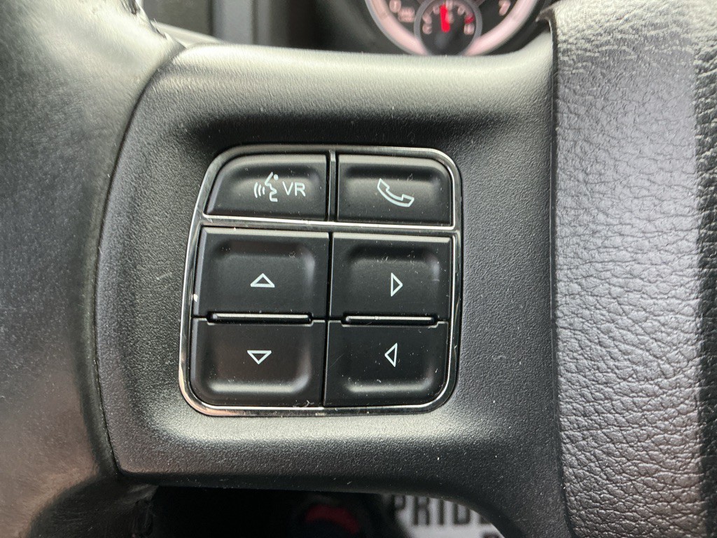 2014 RAM 1500 Image 18