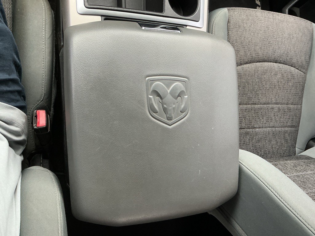 2014 RAM 1500 Image 25