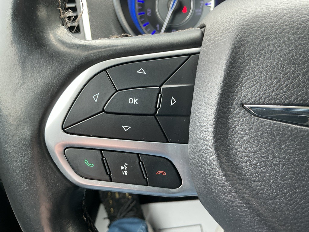 2018 Chrysler 300 Image 20