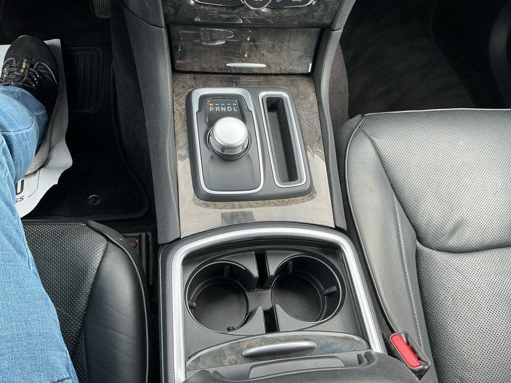 2018 Chrysler 300 Image 27