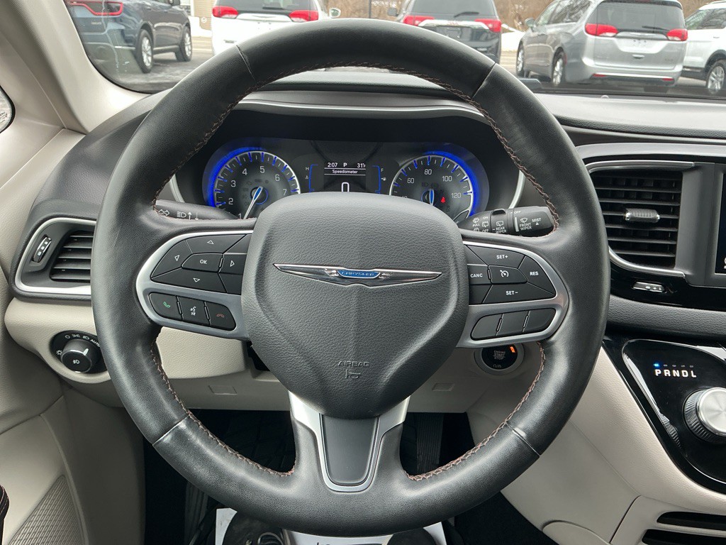 2020 Chrysler Pacifica Image 18