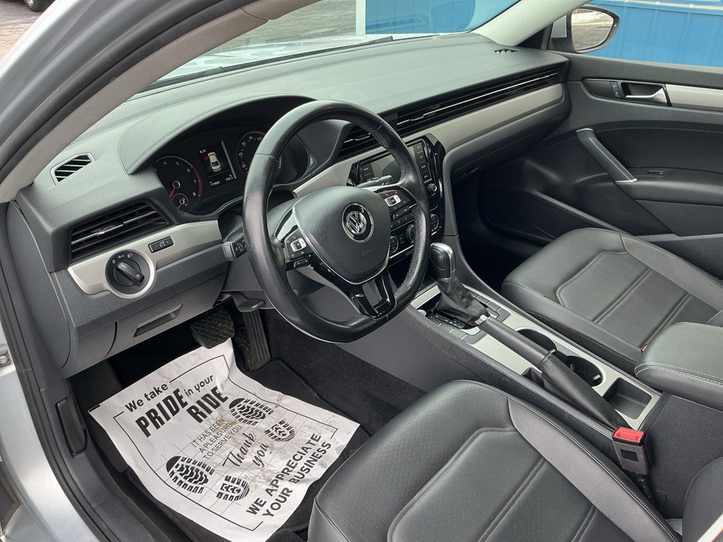 2020 Volkswagen Passat Image 8