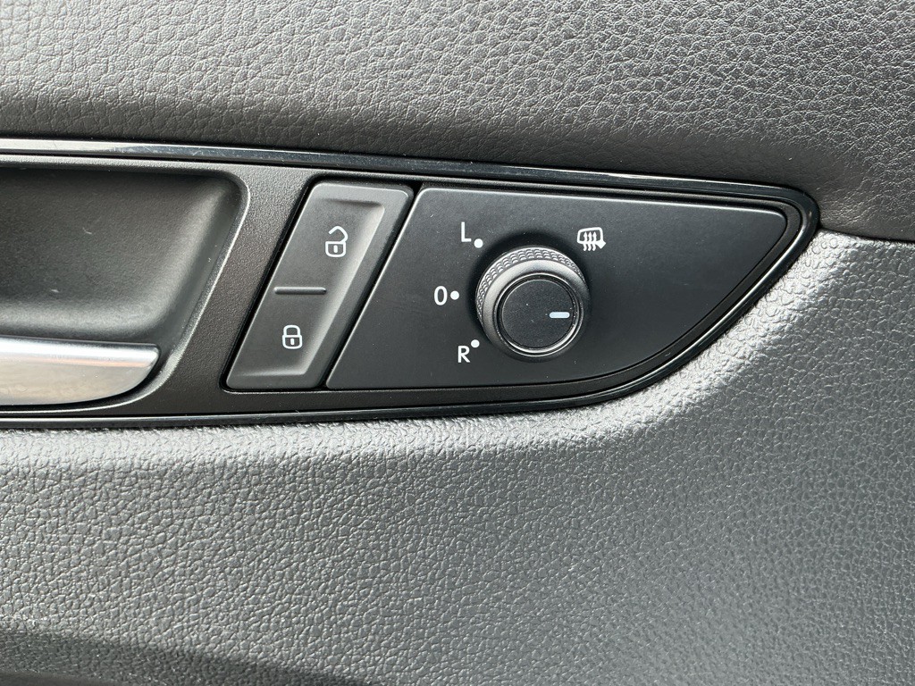 2020 Volkswagen Passat Image 14