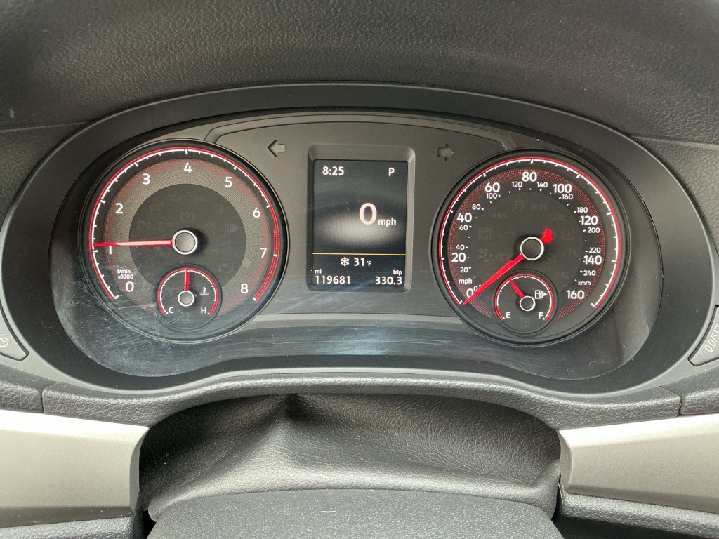 2020 Volkswagen Passat Image 19