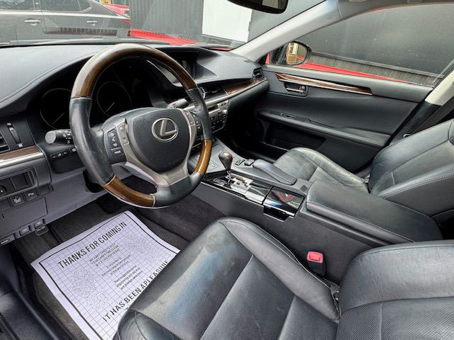 2014 Lexus ES 350 Image 12