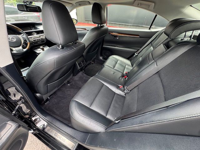 2014 Lexus ES 350 Image 14