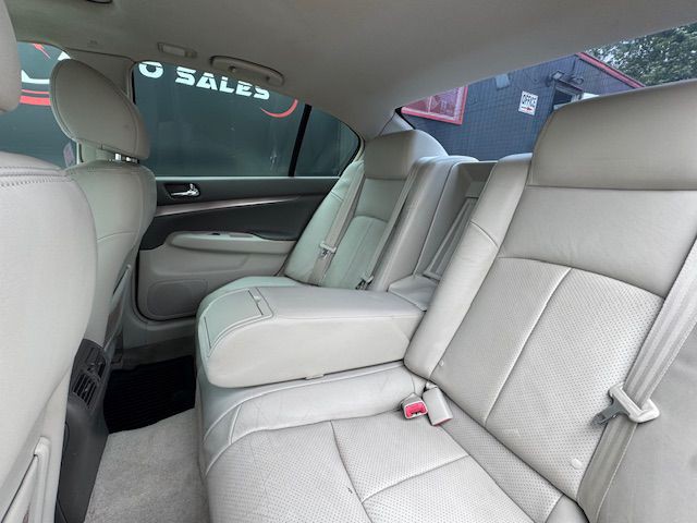 2012 INFINITI G37 Image 15
