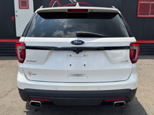 2017 Ford Explorer Image 9