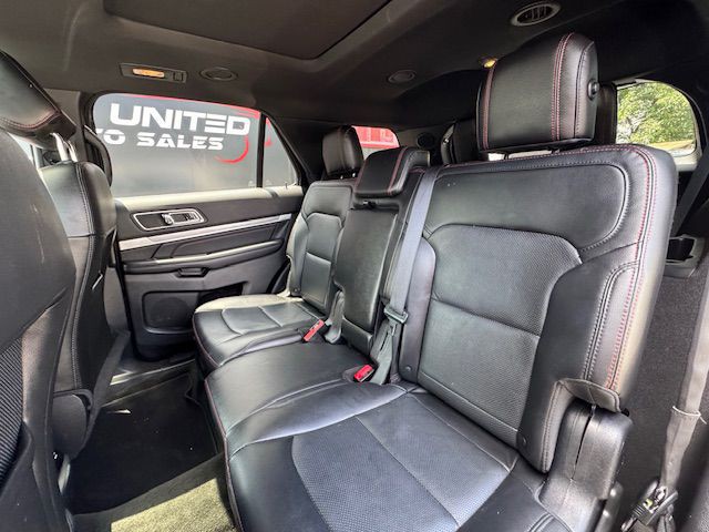 2017 Ford Explorer Image 15