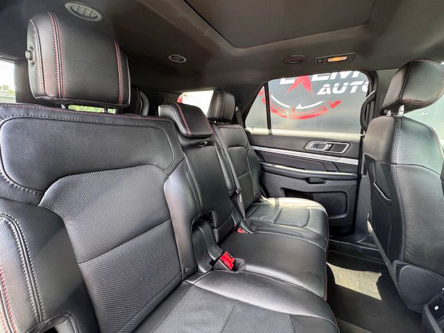 2017 Ford Explorer Image 23
