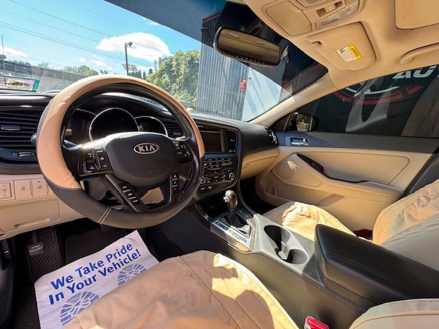 2012 Kia Optima Image 12