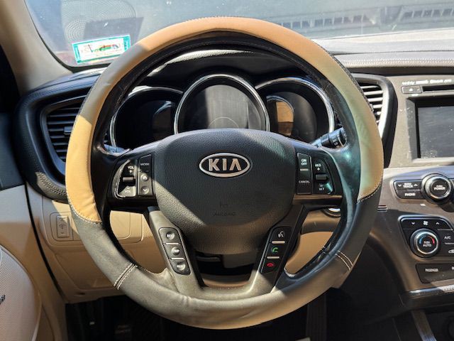 2012 Kia Optima Image 26