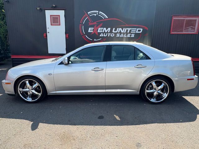 2005 Cadillac STS Image 3