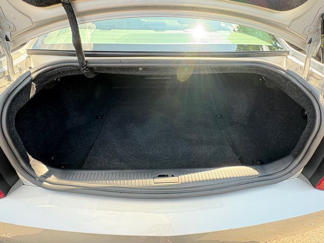 2005 Cadillac STS Image 10