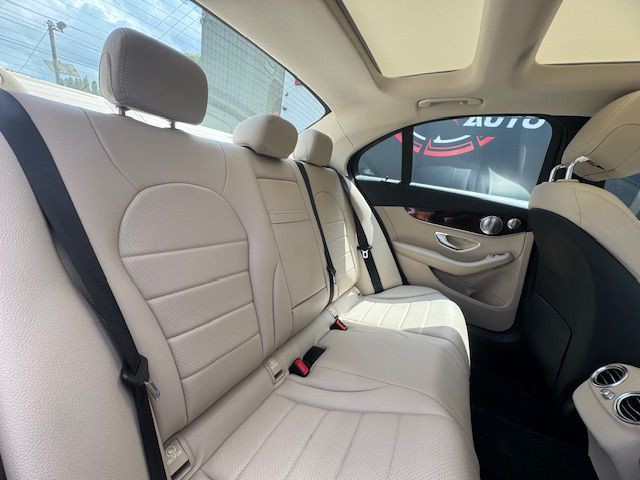 2017 Mercedes-Benz C-Class Image 22