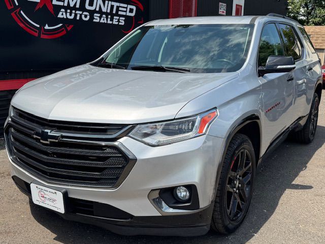 2019 Chevrolet Traverse Image 2