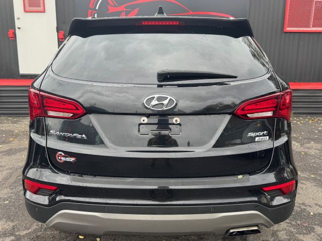 2018 Hyundai Santa Fe Image 9