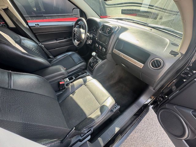 2016 Jeep Compass Image 17